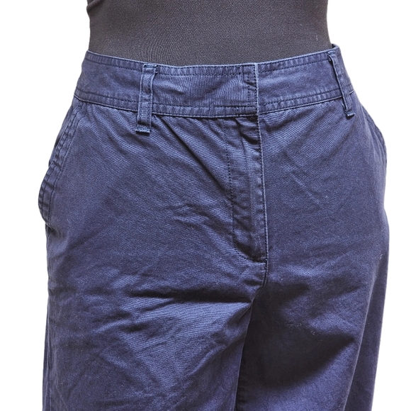 Charter Club. Navy Blue, Katherine Fit, Pedal Pusher Pants. Size 6 - Picture 2 of 8